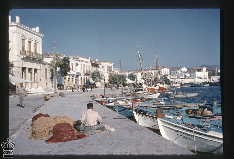 aegina 33